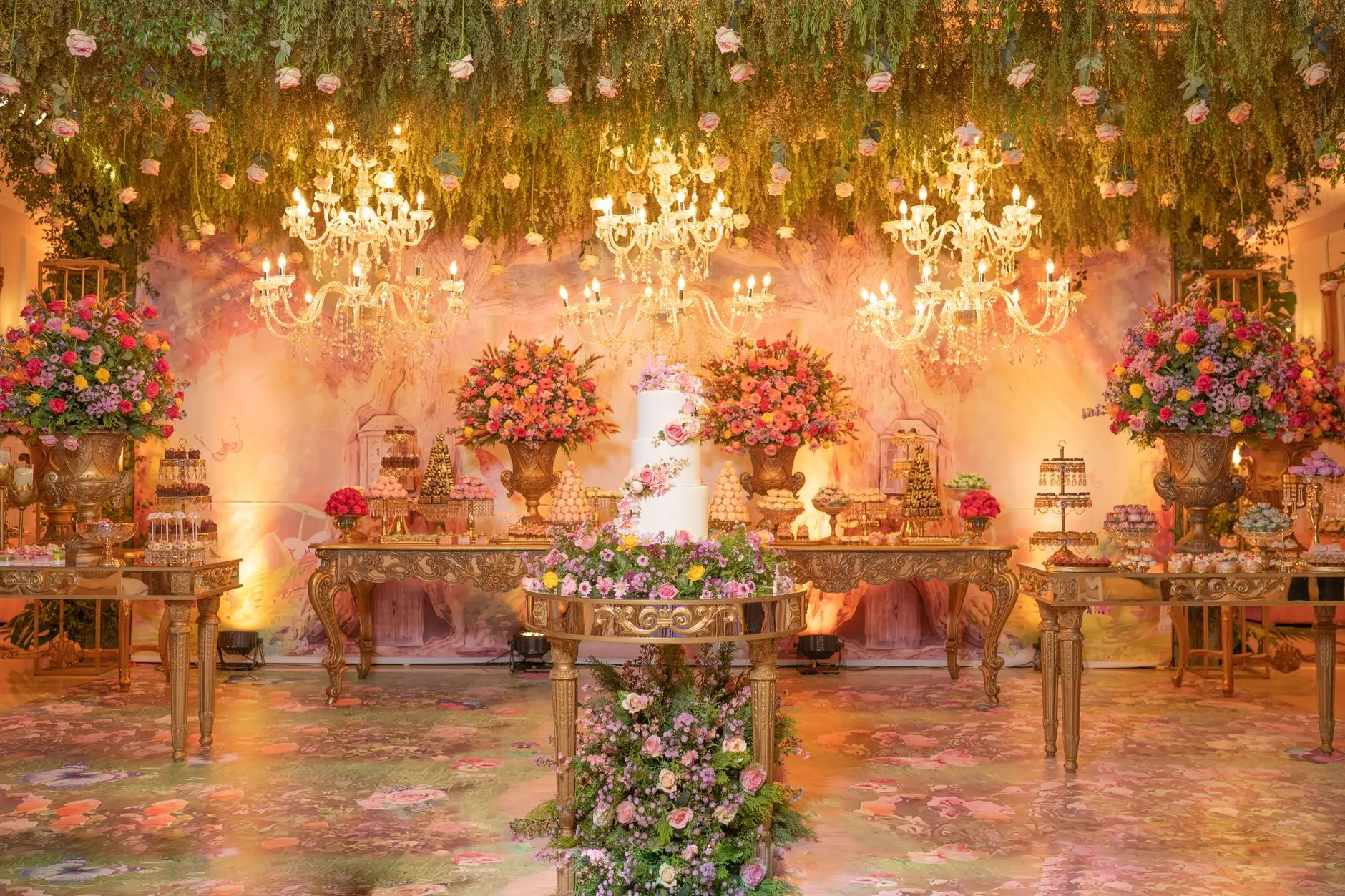 Filipino Debut Guide: 18 Roses, 18 Candles, 18 Treasures