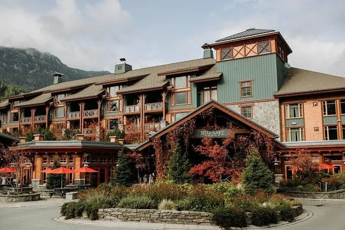 Nita Lake Lodge